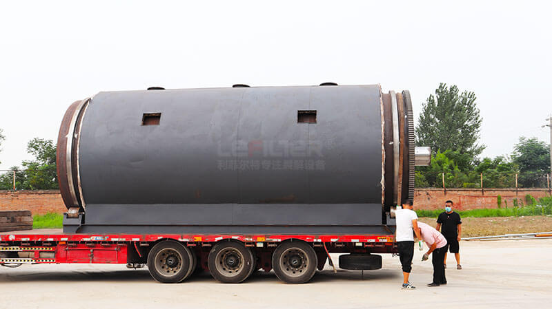 河北石家庄10万吨轮胎炼油项目订购设备发车05