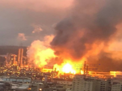 台湾一炼油厂突发爆炸